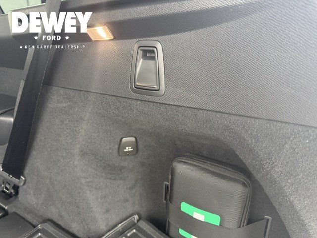 Used 2026 Gray Metallic Volvo Ultra Dark Theme image 34