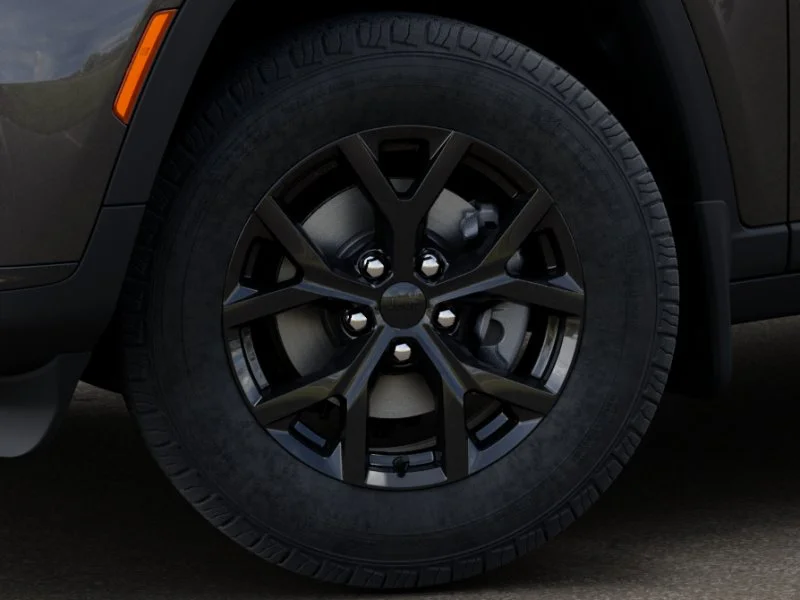 New 2025 Baltic Gray Metallic Clear-Coat Exterior Paint Jeep Altitude X image 39