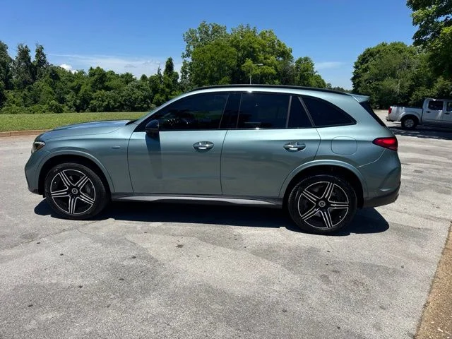 Used 2025 Green Mercedes-Benz GLC 350e image 4