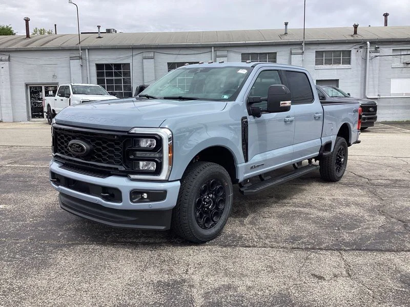 New 2026 Gray Ford Lariat image 3