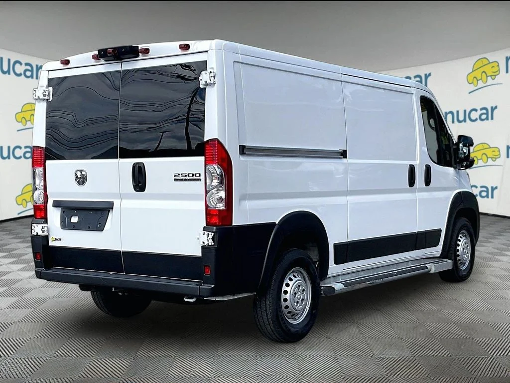 Used 2025 White Ram Base image 6