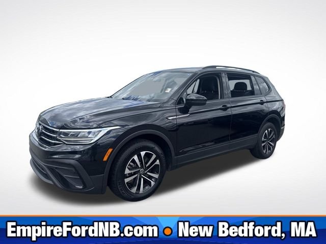 Used 2024 Deep Black Pearl Effect Volkswagen 2.0T S image 1