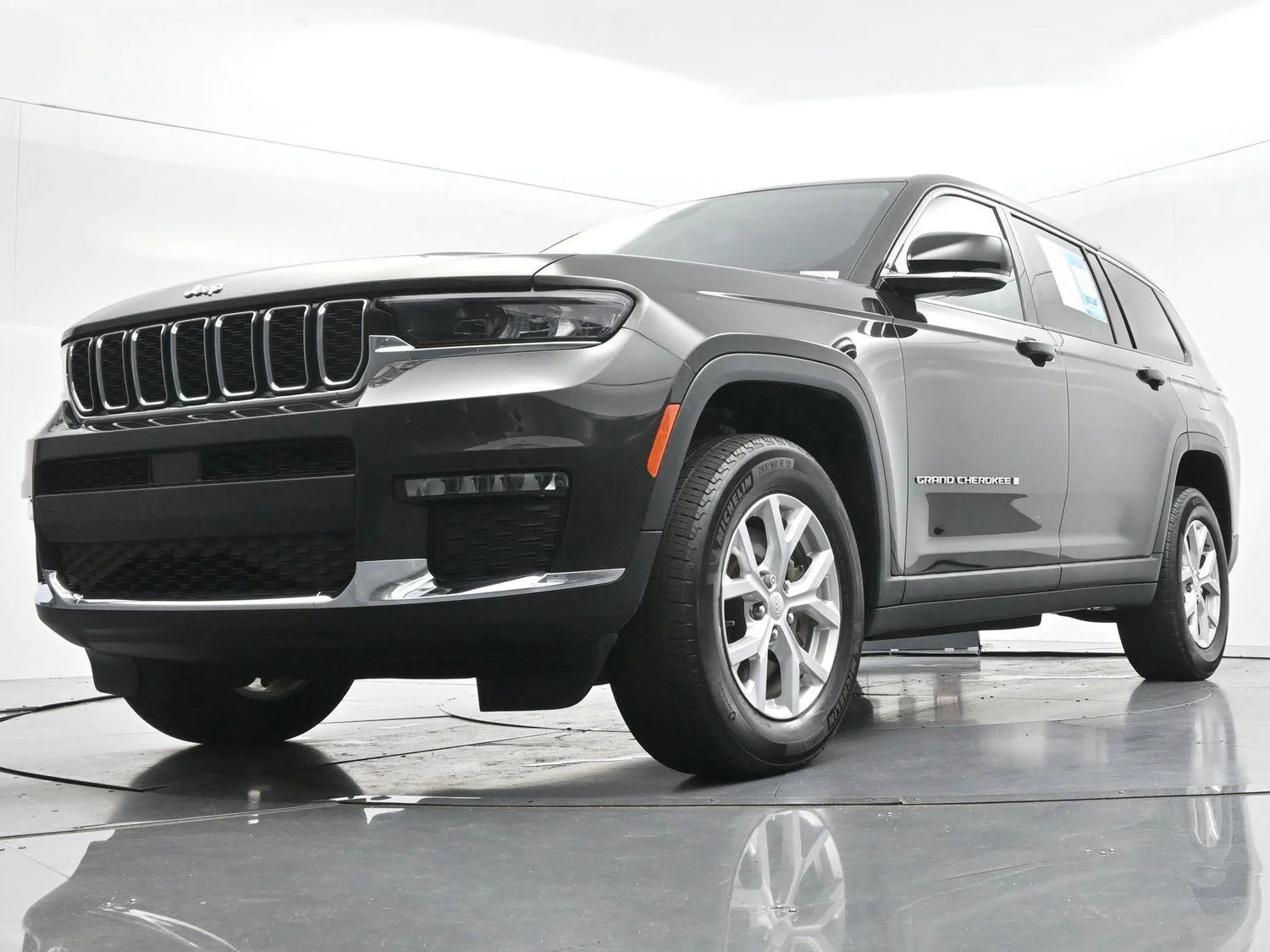 Used 2023 Rocky Mountain Pearlcoat Jeep Limited image 54
