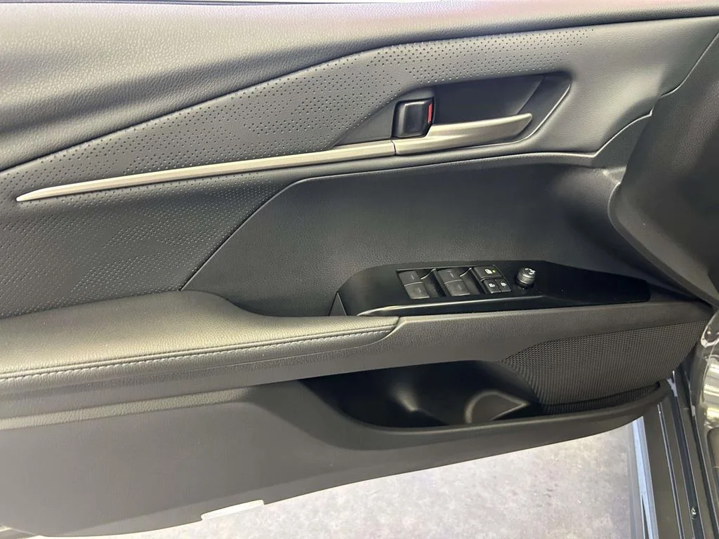 Certified Used 2026  Toyota XSE image 16