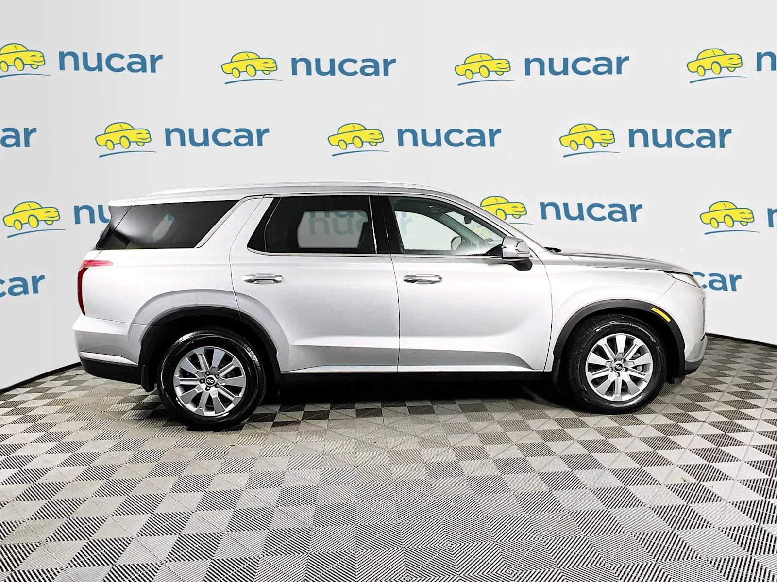 Used 2024 Typhoon Silver Hyundai SEL 7P image 8