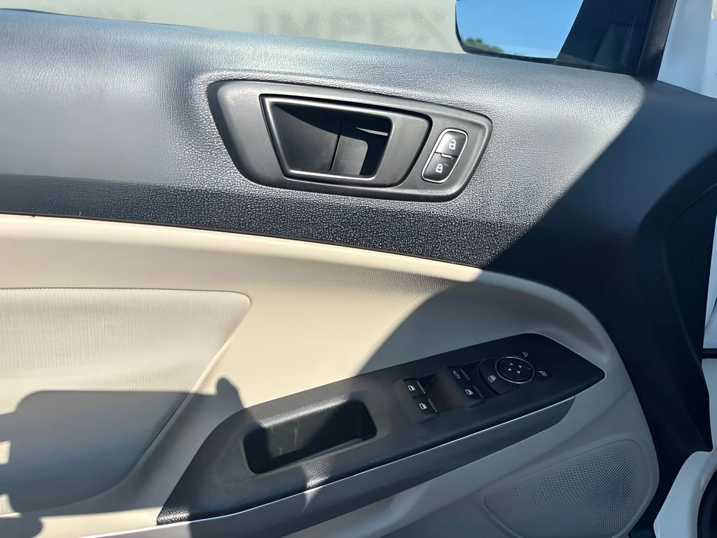 Used 2019 White Ford S image 20