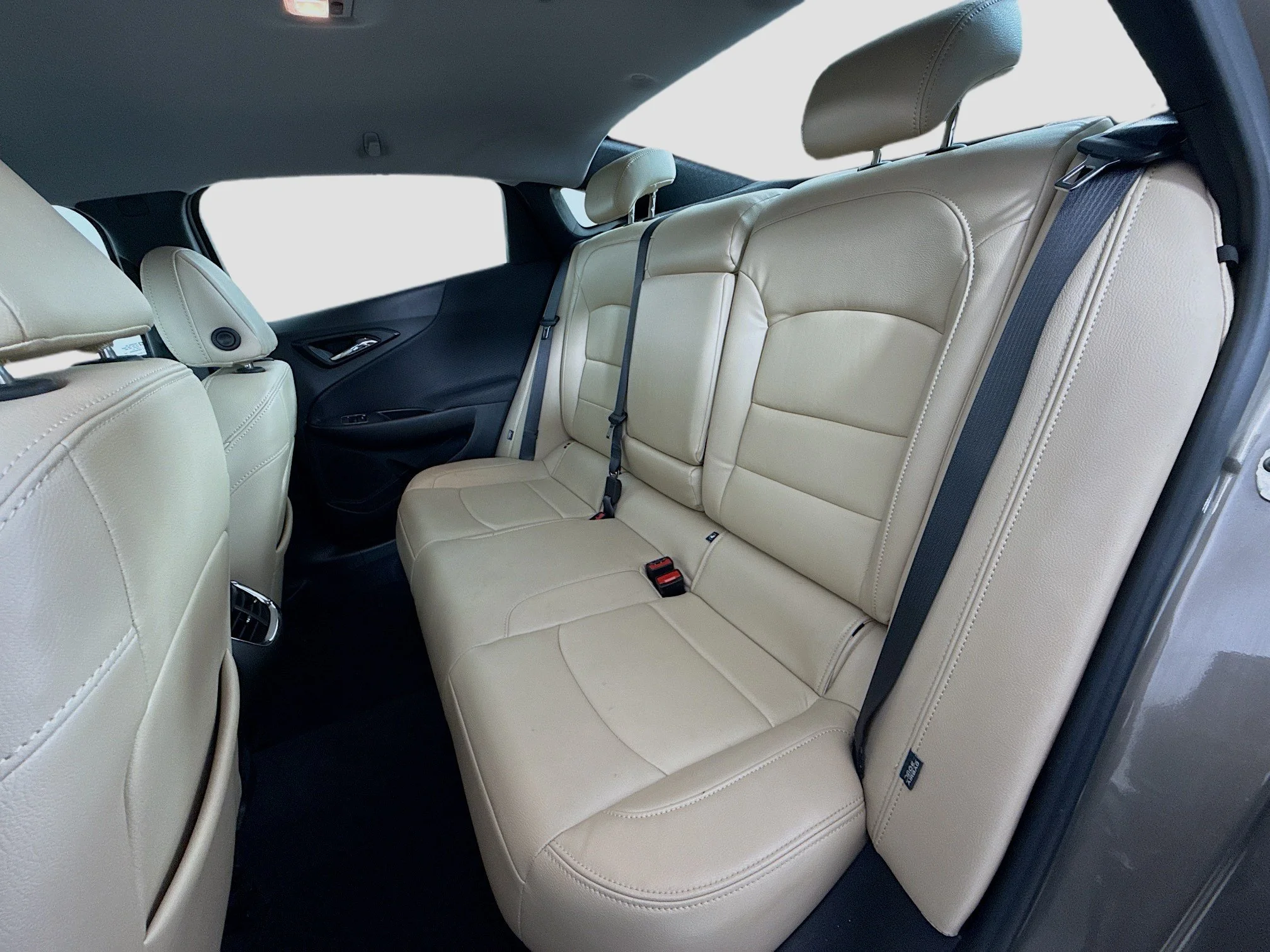 Used 2020 STONE GRAY METALLIC Chevrolet LT image 23