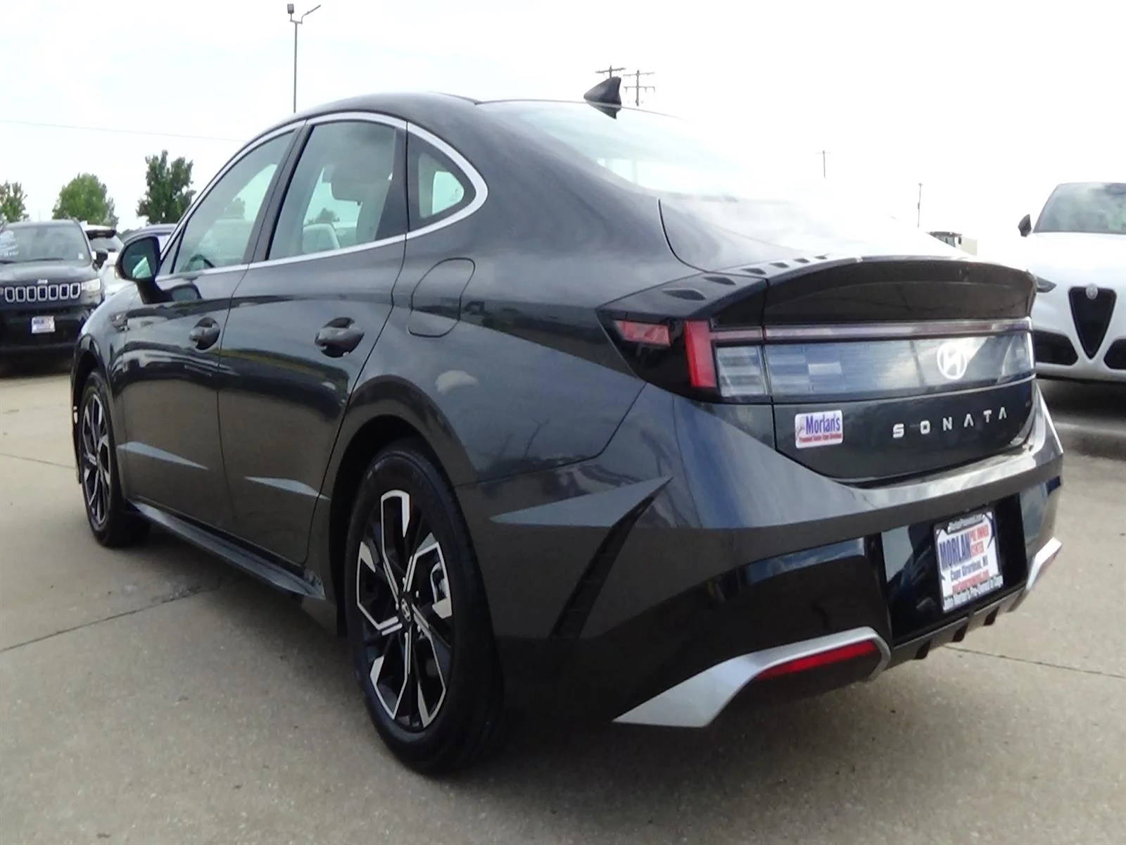 Used 2025 Portofino Gray Metallic (t2g) Hyundai SEL image 8