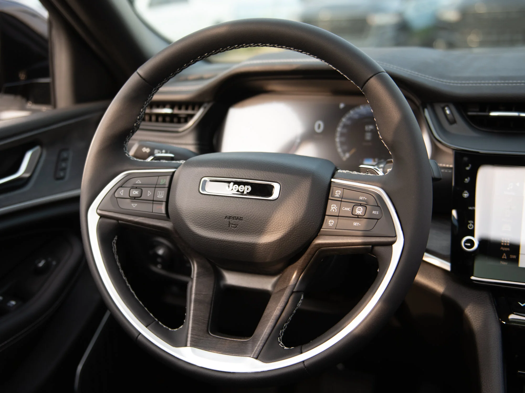 New 2026 White Jeep Limited Reserve* image 12