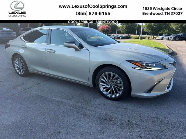 2022 Lexus ES 300h Ultra Luxury