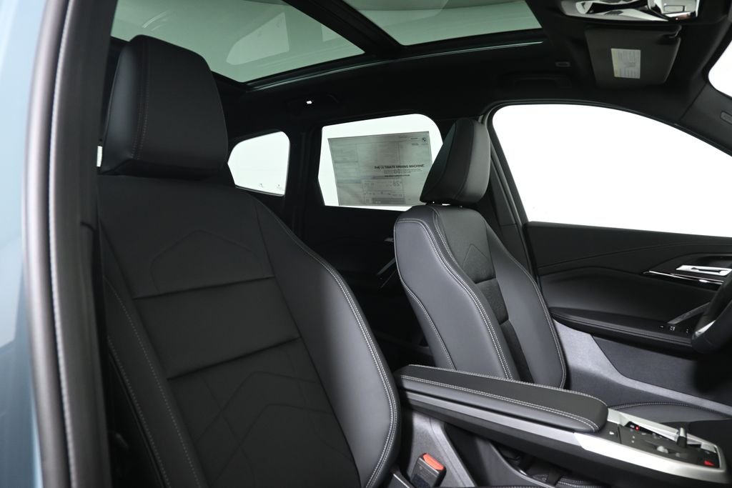 New 2026 Green Metallic BMW xDrive28i image 34