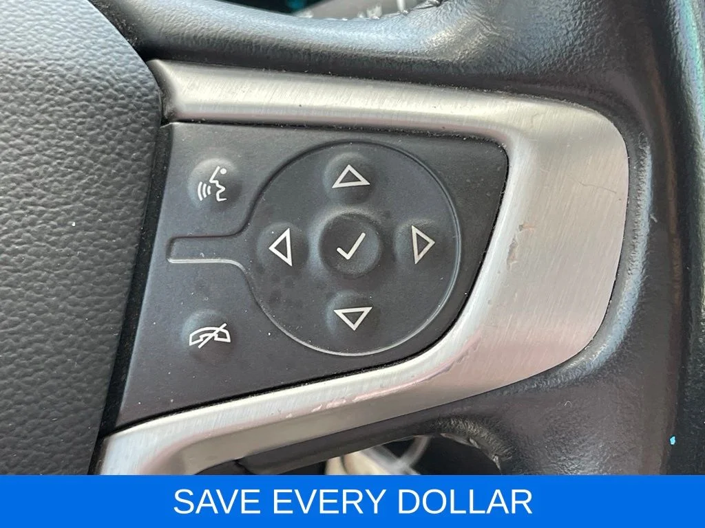 Used 2021 Red GMC Elevation image 18