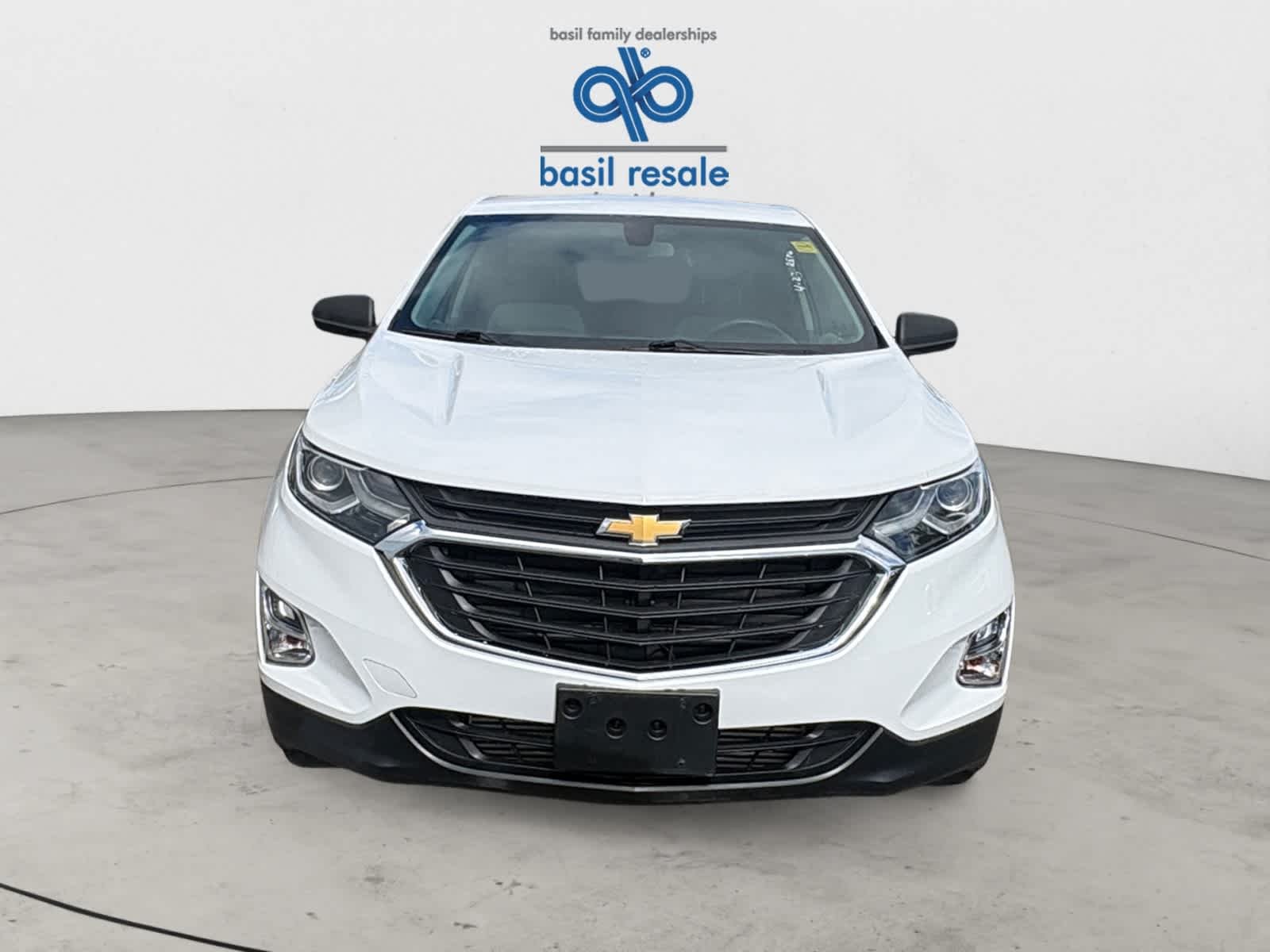 Used 2019 Summit White Chevrolet LS image 10