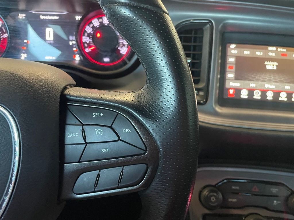 Used 2023 Green Dodge SXT image 14