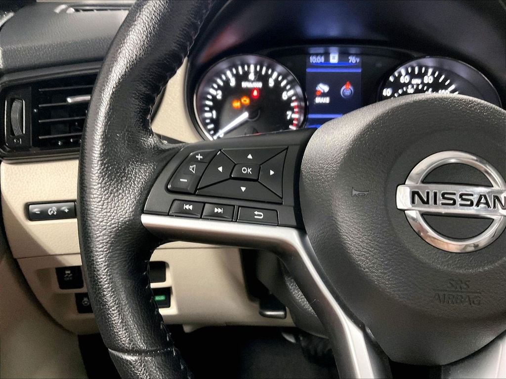Used 2021 Red Nissan SL image 23