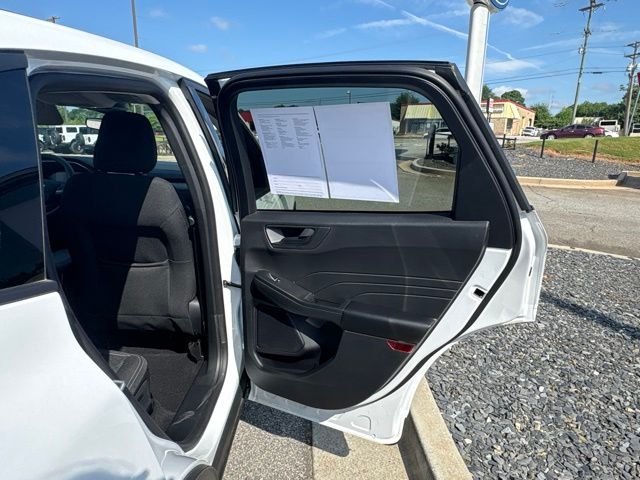 Used 2025 White Ford Active image 21