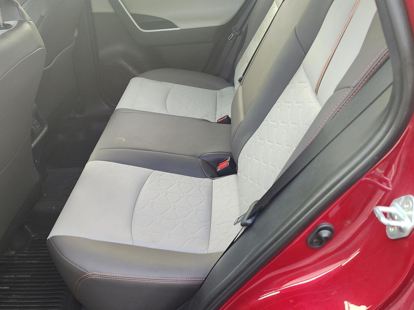 Used 2019 Ruby Flare Pearl Toyota Adventure image 3