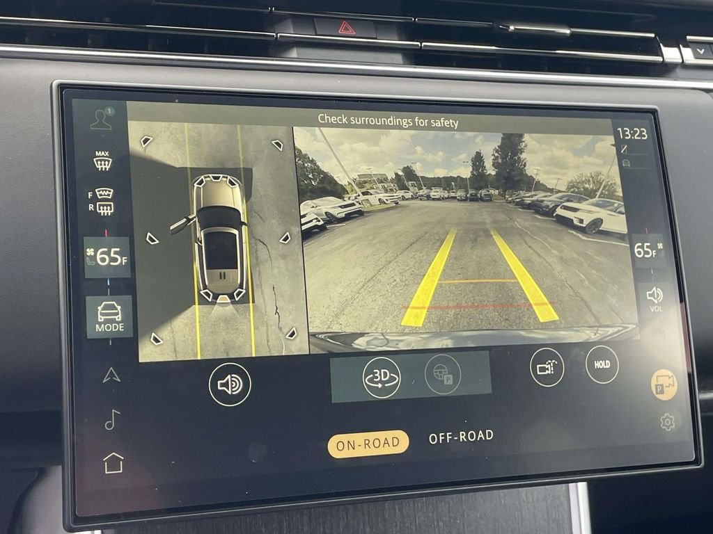 New 2026 Carpathian Grey Land Rover SE image 28