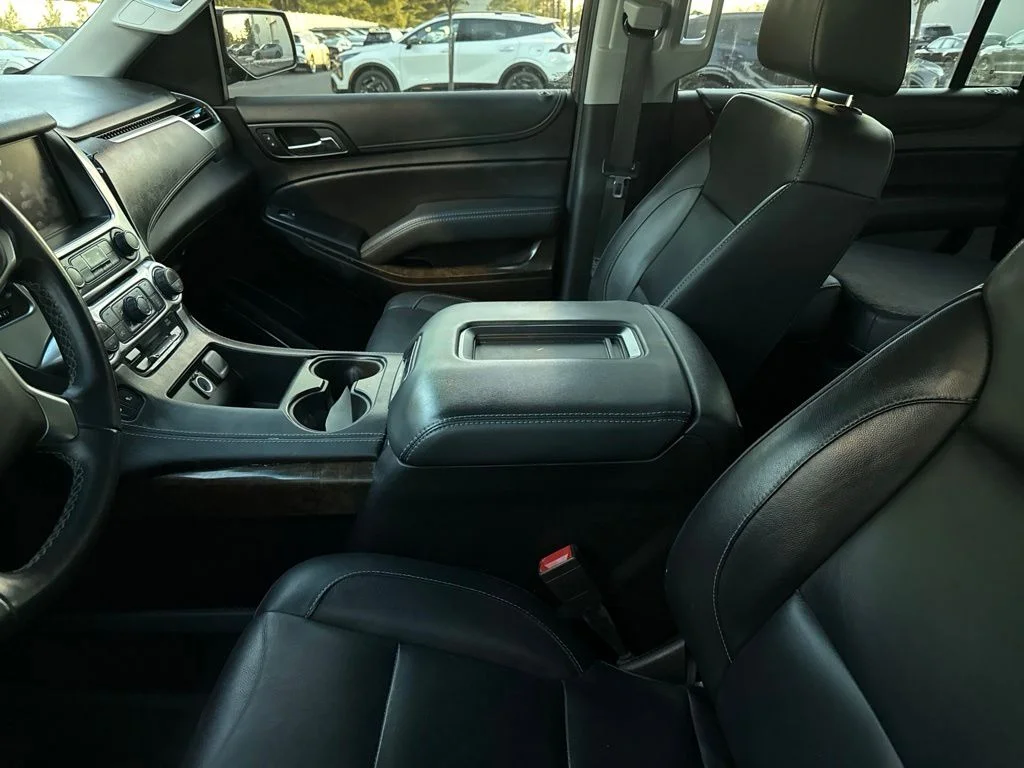 Used 2020 Black Chevrolet LT image 9