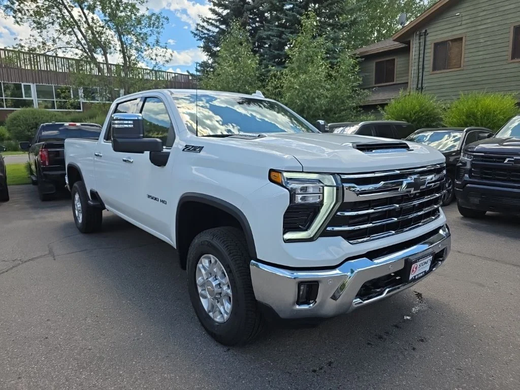 2026 Chevrolet Silverado 3500 HD LTZ - Photo 3