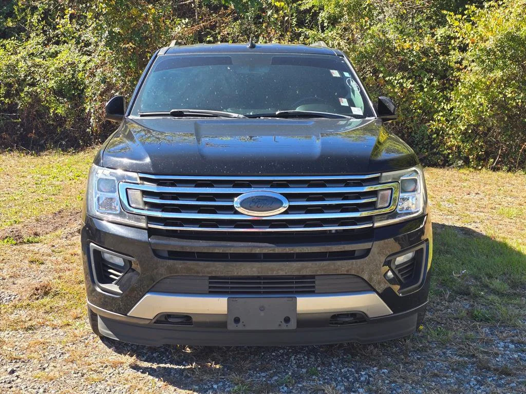 Used 2018 Black Ford XLT image 10