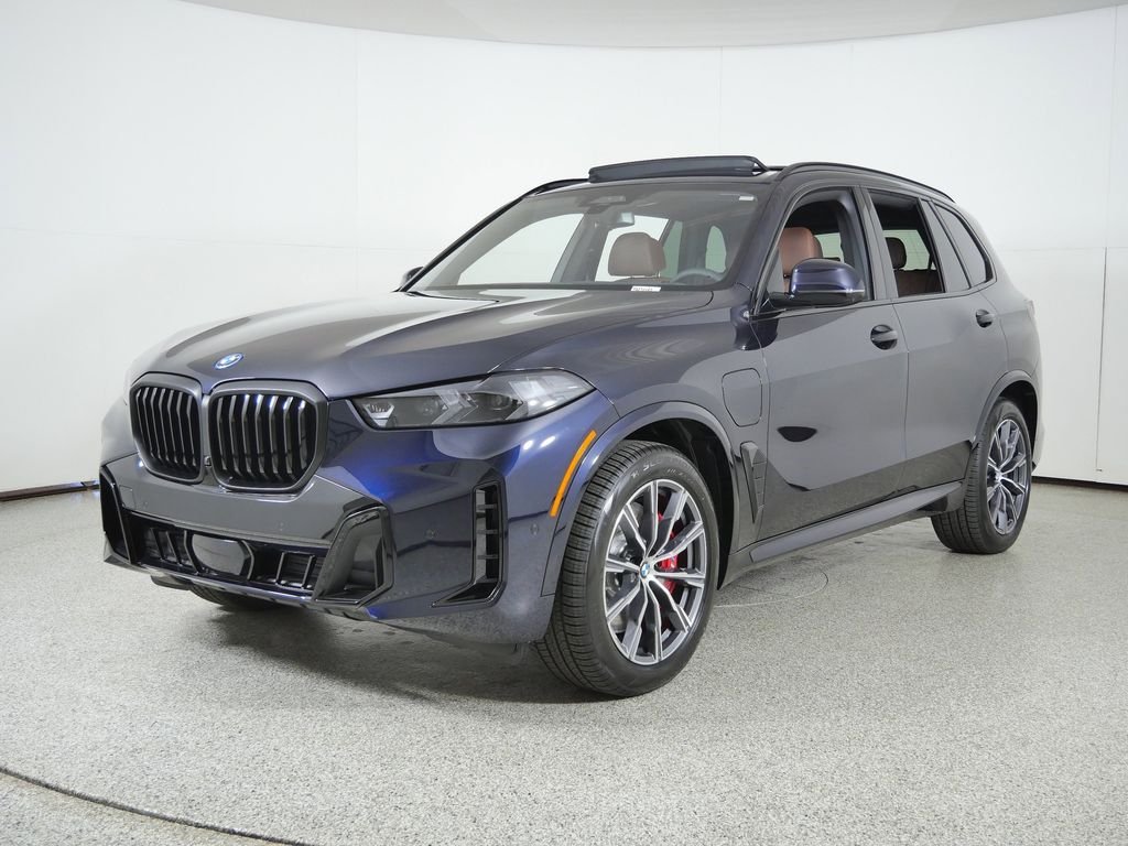 2026 BMW X5 xDrive50e's photo