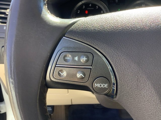 Used 2010 Starfire Pearl Lexus 350 image 29