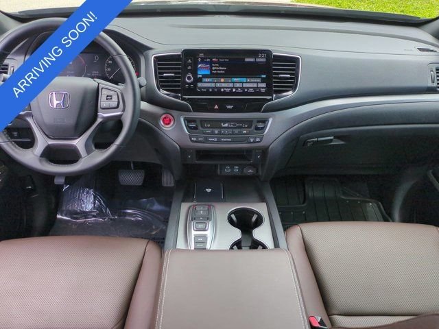 Certified Used 2024 Crystal Black Pearl Honda RTL image 13