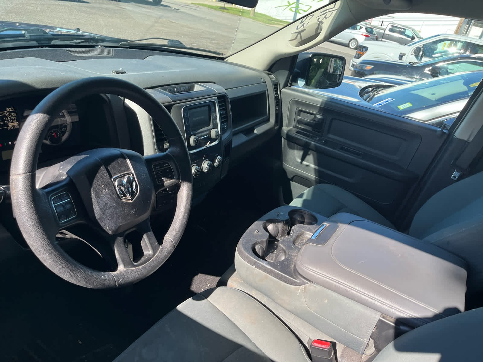 Used 2017 Blue Streak Pearlcoat Ram Express image 4