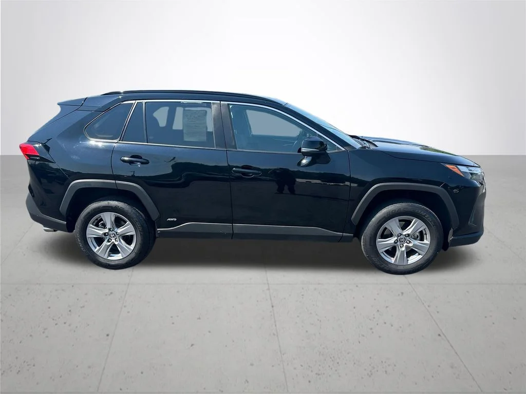 Used 2023 Black Toyota XLE image 6