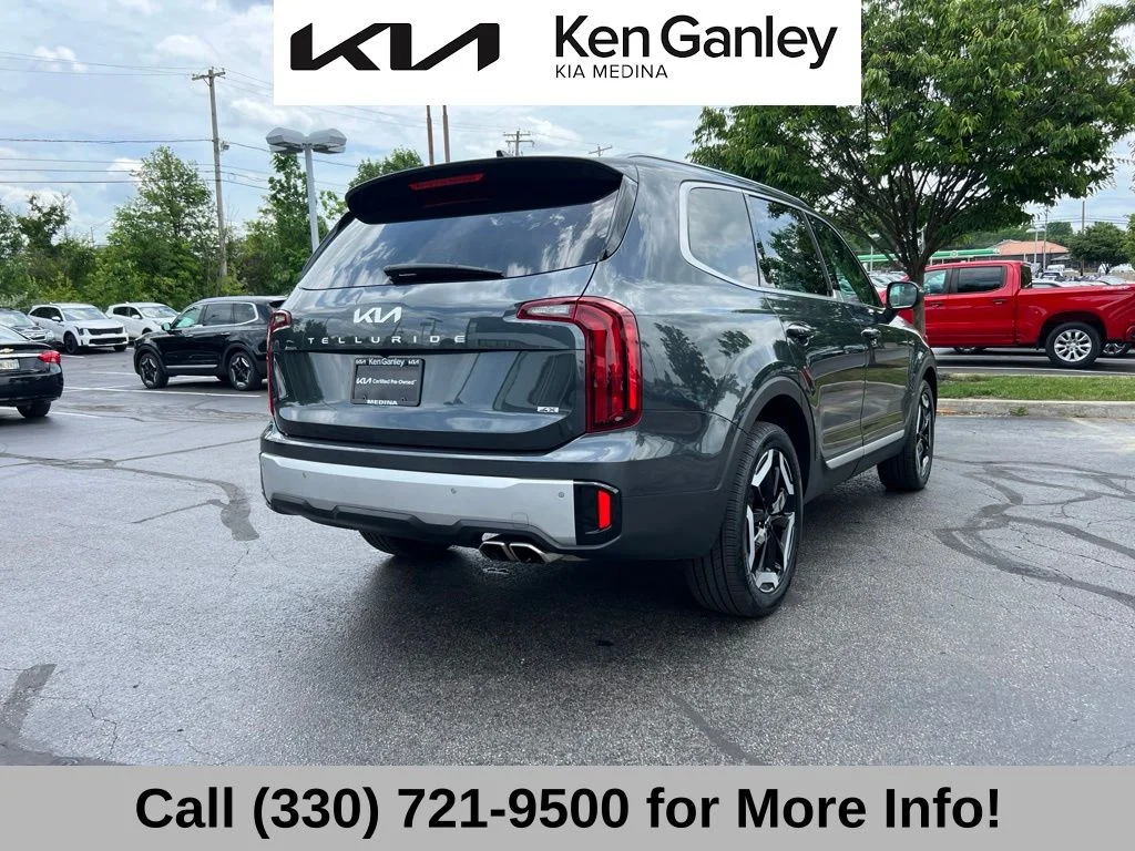 Certified Used 2024 Gray Kia S image 9