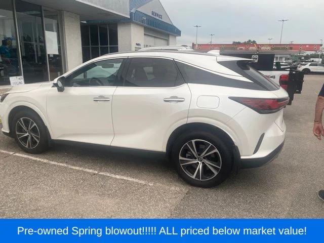 Used 2023 White Lexus 350 Premium image 4