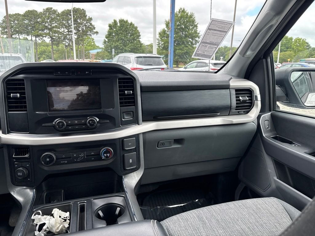 Used 2021 White Ford XLT image 11