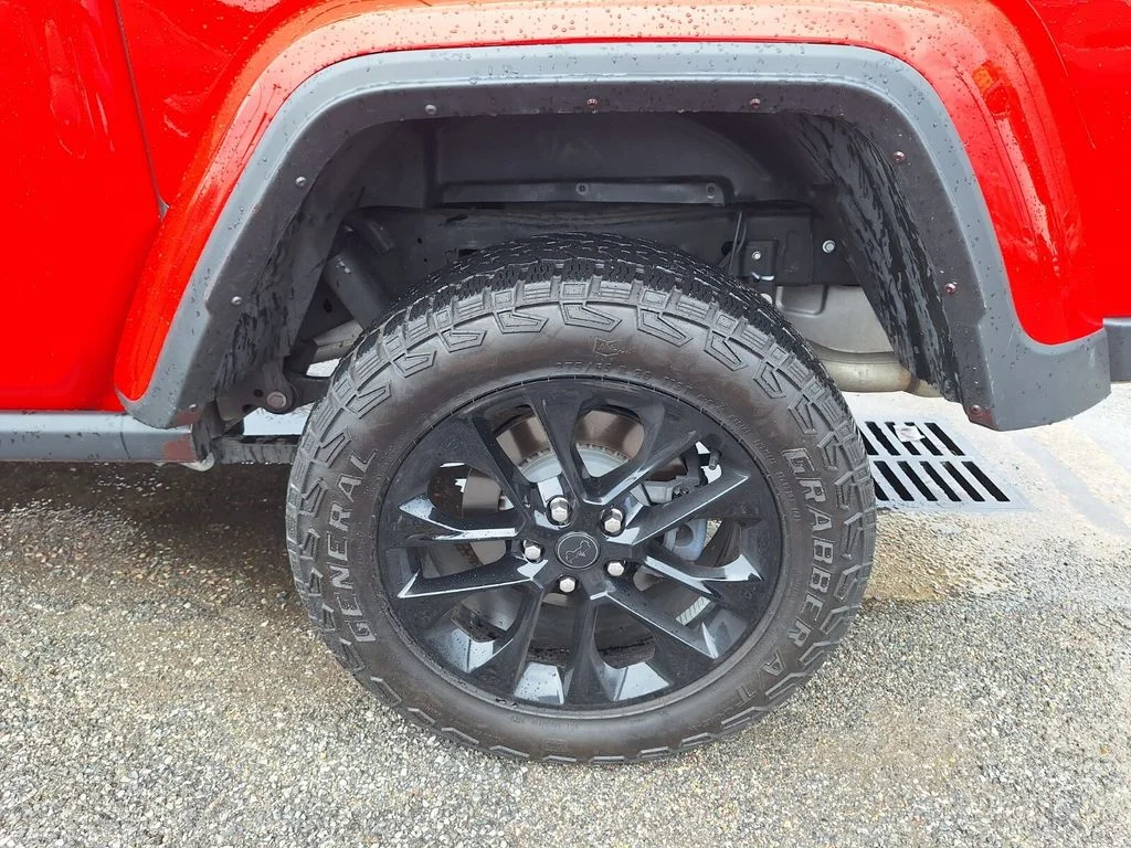 Used 2024 Red Jeep Sport image 24