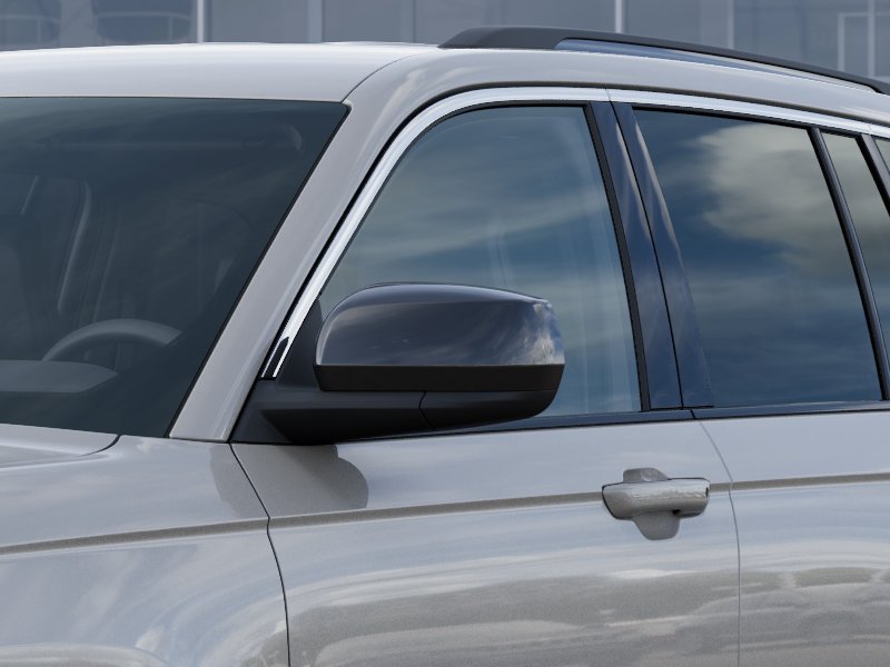 New 2026 Silver Zynith Jeep Laredo image 38