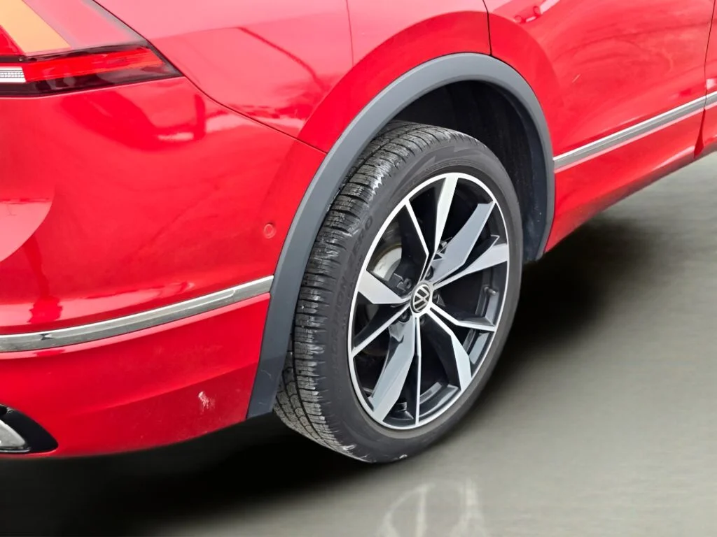 2024 Volkswagen Tiguan SEL R-LINE - Photo 14