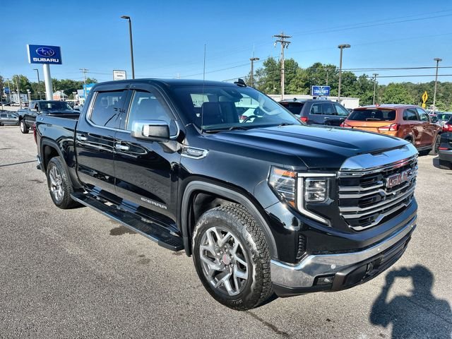 Used 2023 Black GMC SLT image 10