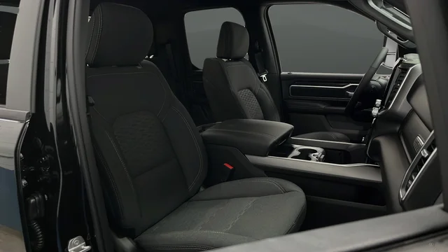 New 2026 Diamond Black Crystal Pearl-Coat Exterior Paint RAM Big Horn/Lone Star image 23