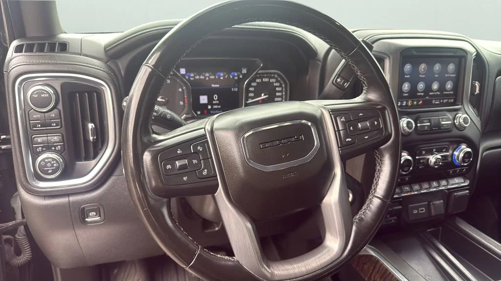 Used 2023 Onyx Black GMC Denali image 10