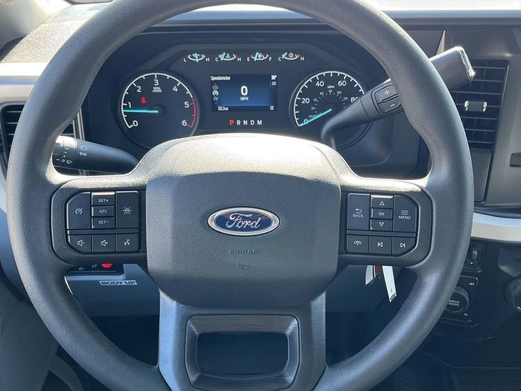 New 2026 Oxford White Ford F-450® XL image 21