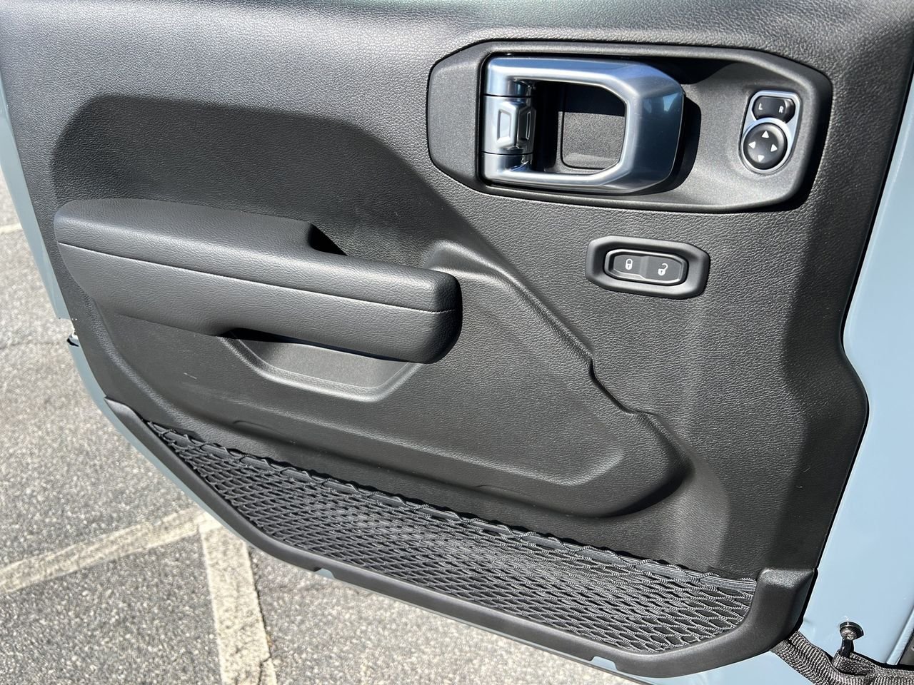 2026 Jeep Wrangler 4-Door Willys - Photo 16