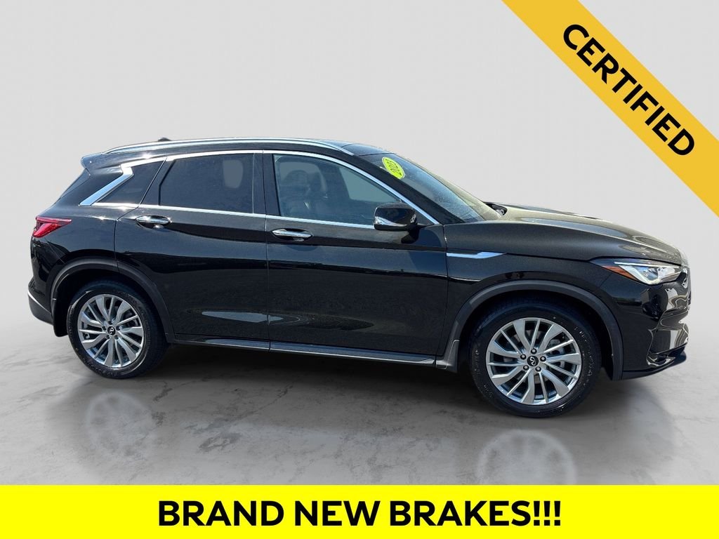 Certified Used 2023 Black INFINITI LUXE image 6