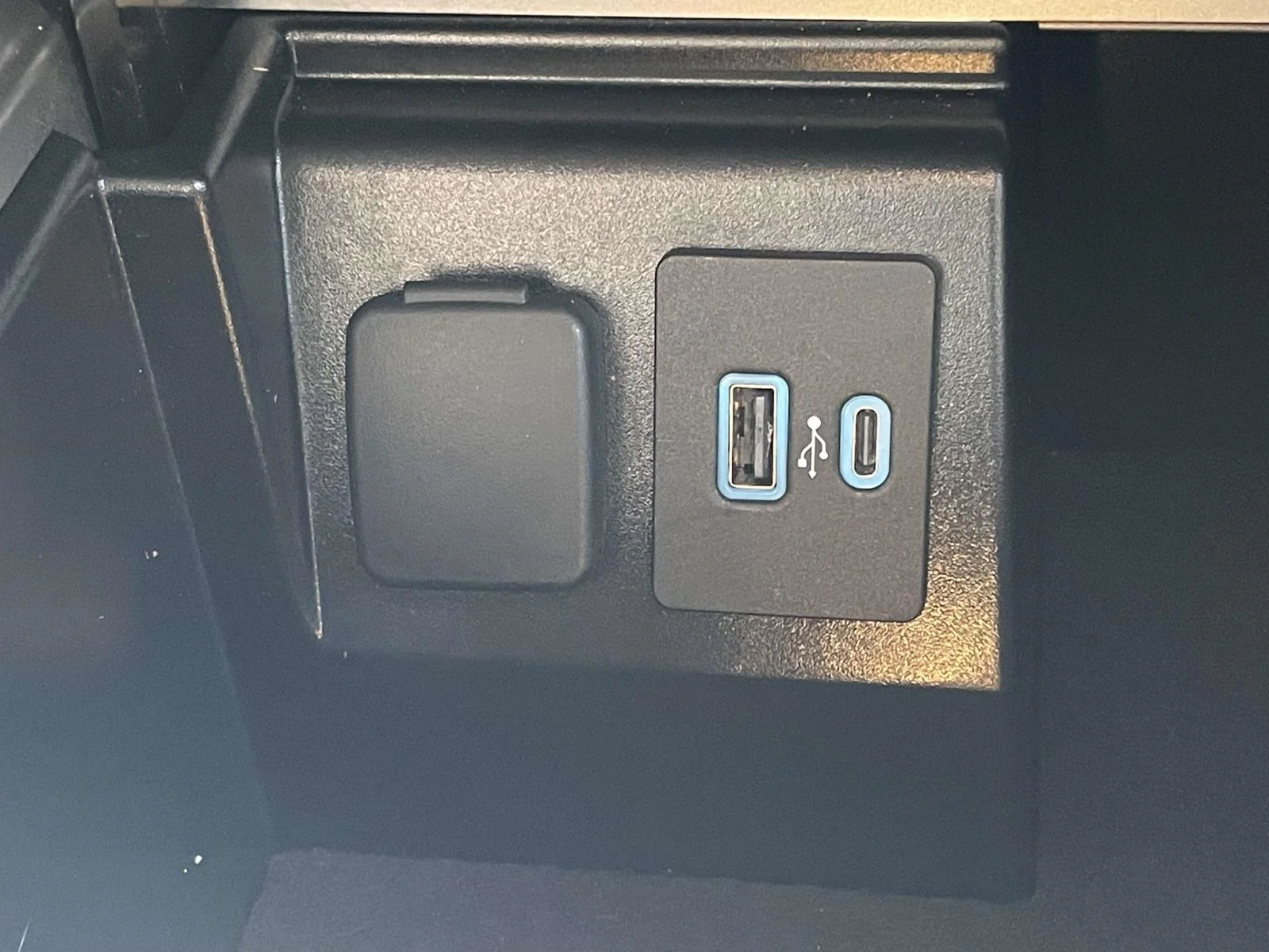 Used 2024 Carbonized Gray Metallic Ford XLT image 20