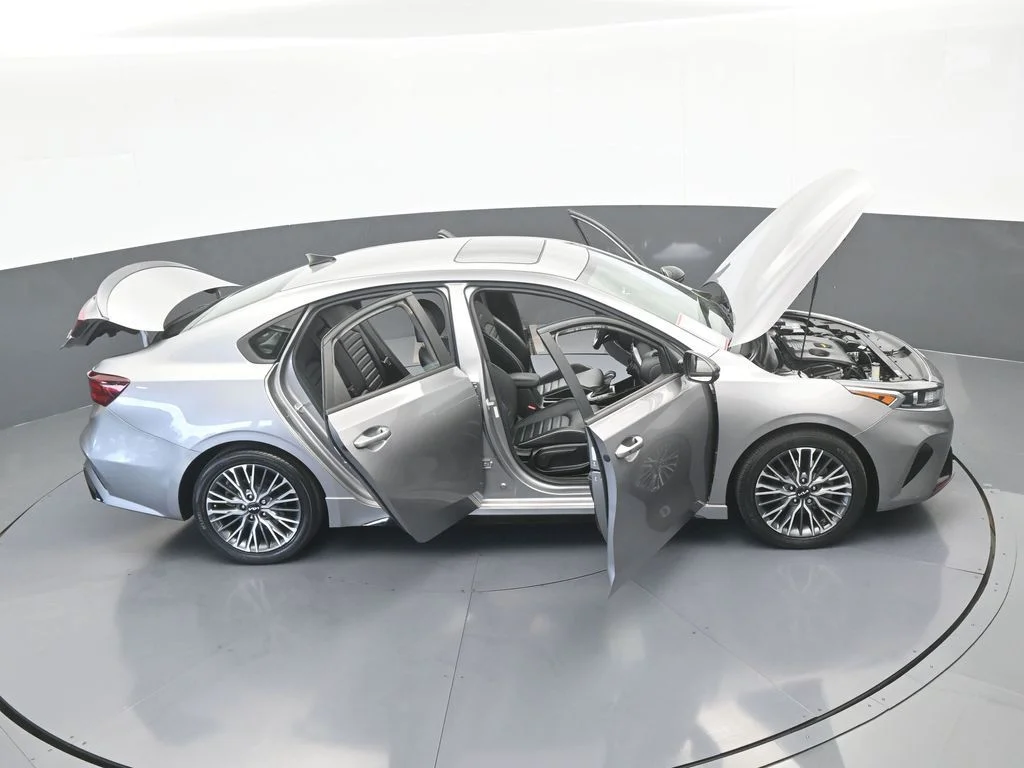 Used 2023 Steel Gray Kia GT-Line image 74