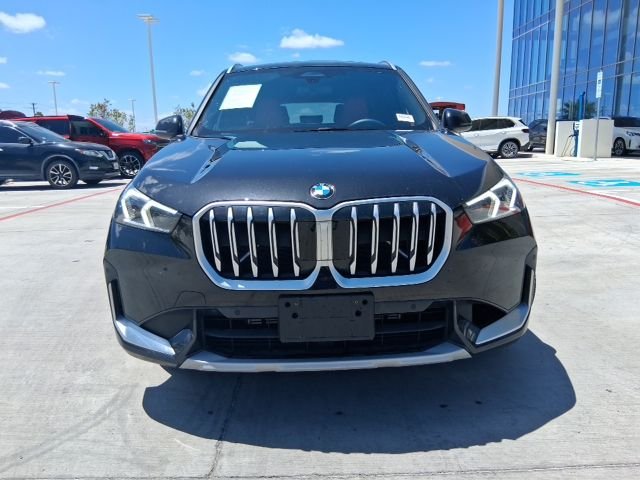 Used 2025 Black BMW xDrive28i image 2