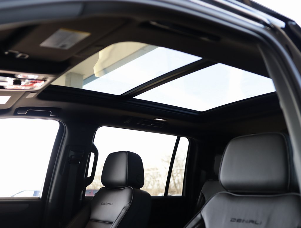 2026 GMC Yukon XL Denali - Photo 27