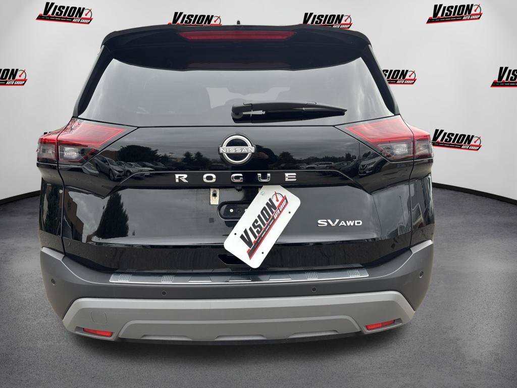Used 2022 Black Nissan SV image 6