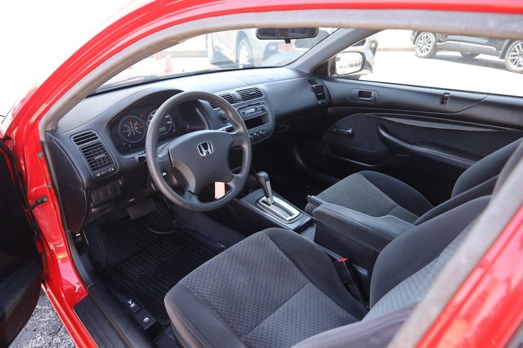 Used 2005 Rallye Red Honda VP AT image 14