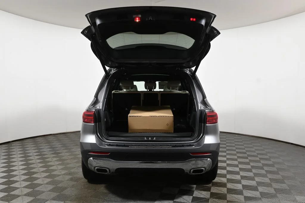 Used 2026 Gray Mercedes-Benz GLB 250 image 36