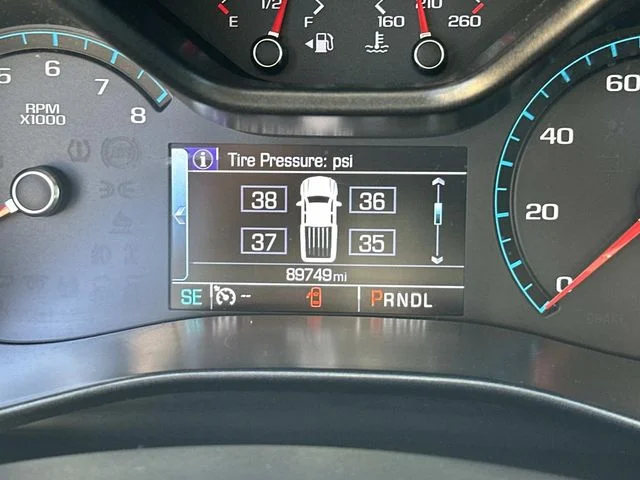 Used 2018 White Chevrolet ZR2 image 30